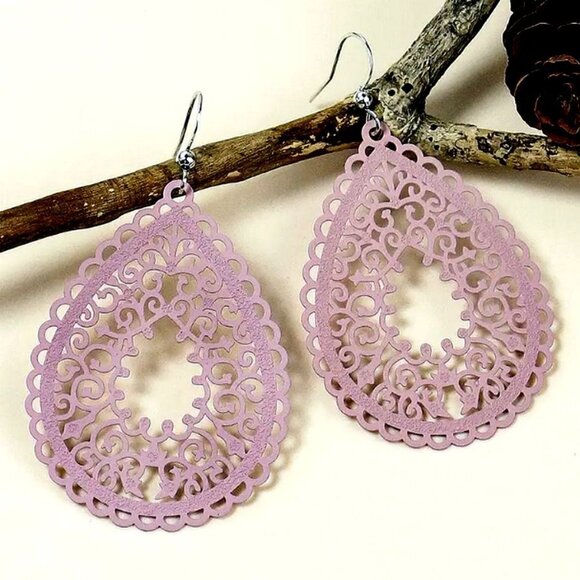 Ophelia Filigree Teardrop Water Drop Dangle Earrings Dusty Pink Gift Packaged - Picture 1 of 8